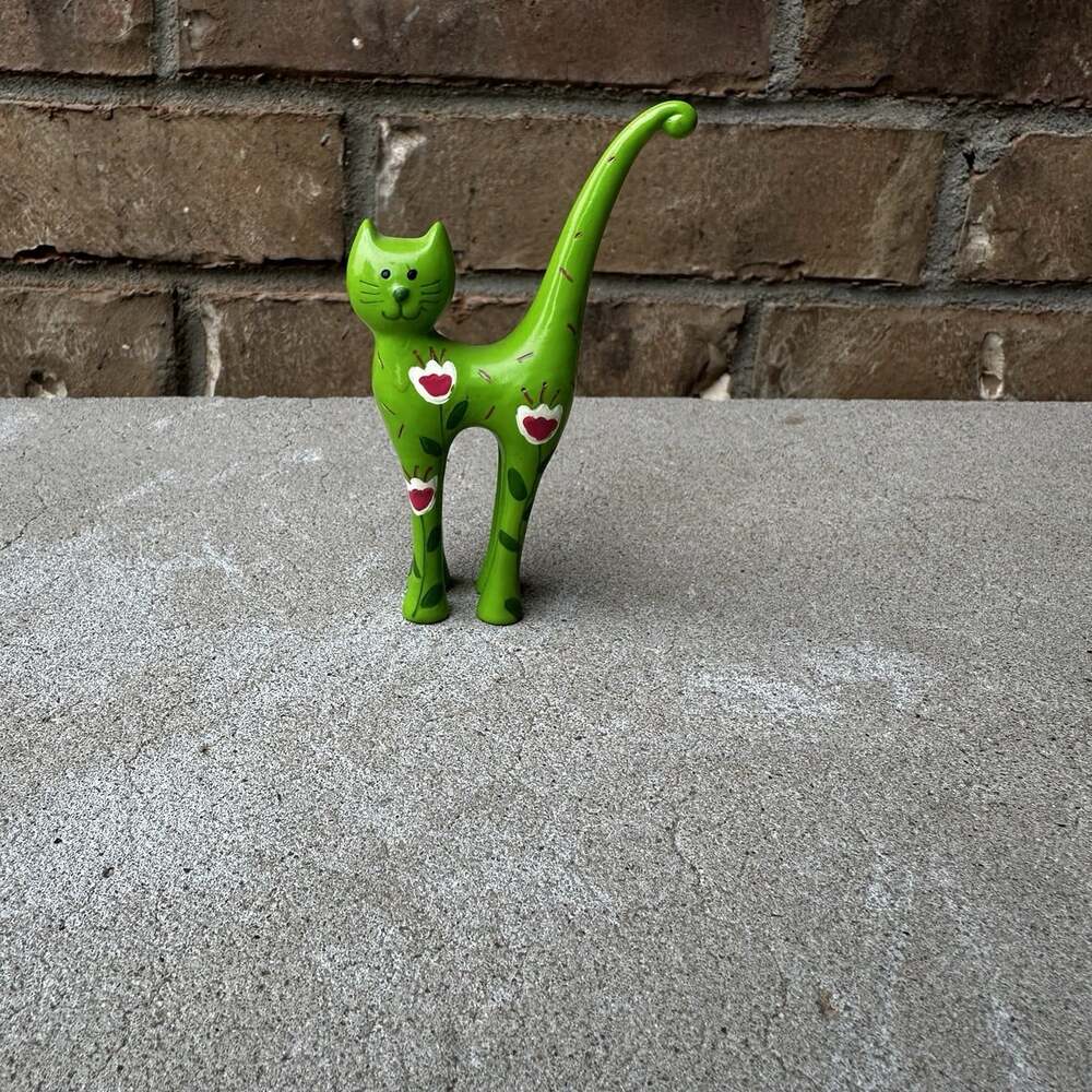 CAT Ring Holder Figurine Hand Carved Wooden Folk Art Hand Painted Pink Tulips
